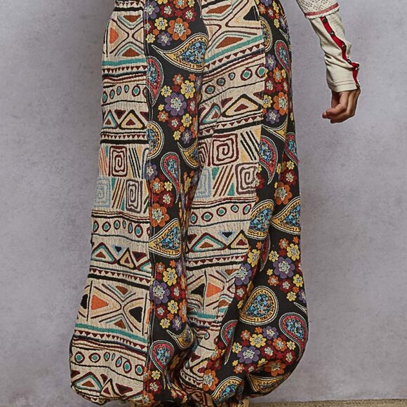 The Zenaide - relaxed fit in jacquard contrast and a balloon hem by POL - Picture 3 of 7